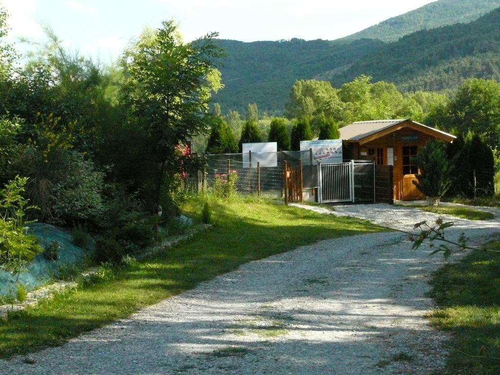 La Valiere Hotel Chorges Exterior photo